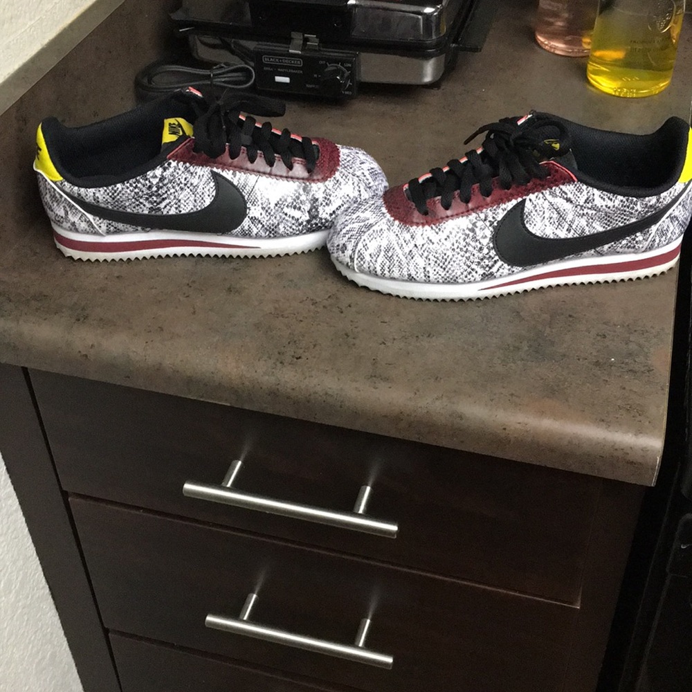 NIKE CORTEZ WOMEN 7